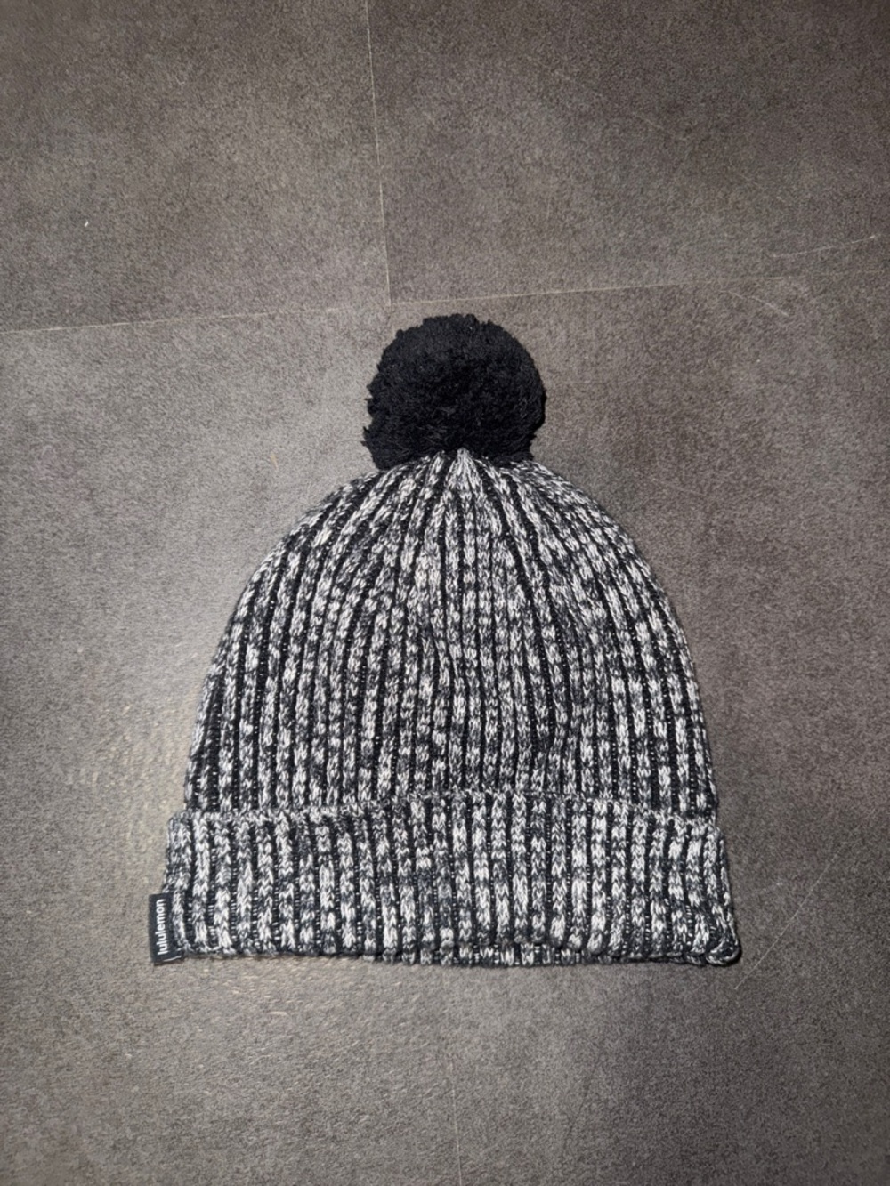 lululemon black and white marled knit cuffed beanie